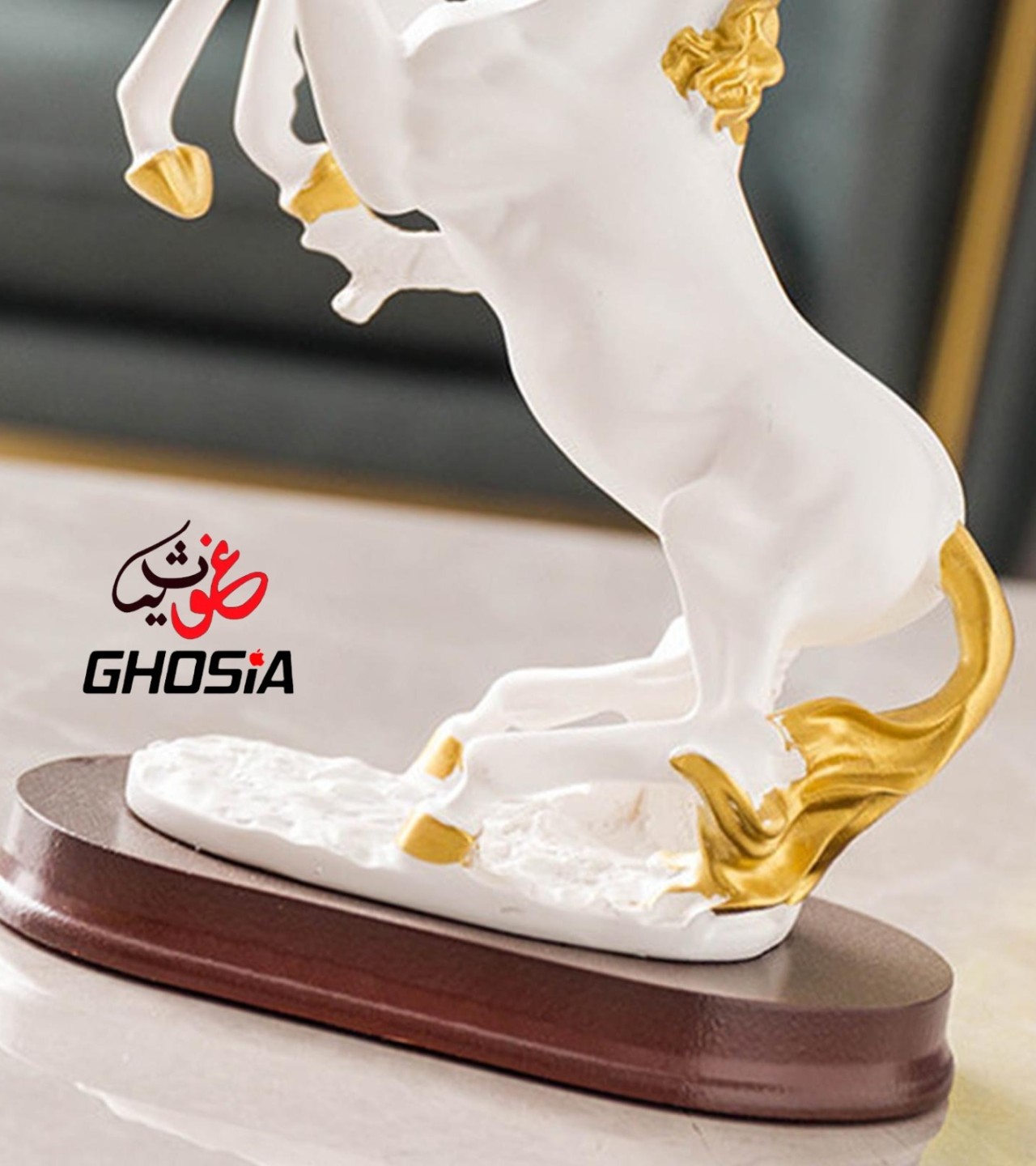 European Style Horse Sculpture Model Handmade Ceramic Luxury Horse Decoration With Wooden Base